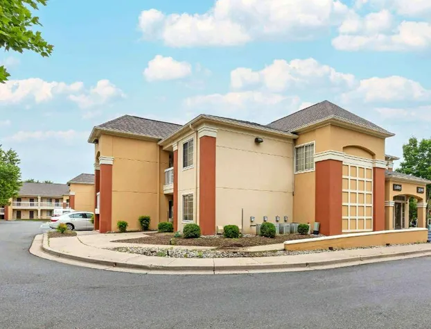 Extended Stay America Suites Washington DC Germantown Town C hotel detail image 1