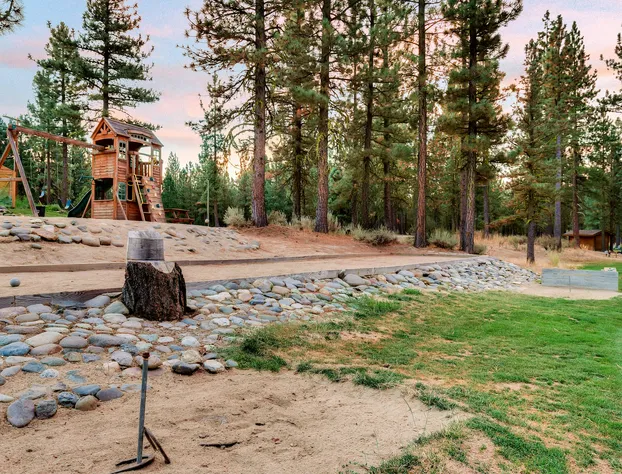 Chalet View Lodge hotel detail image 4