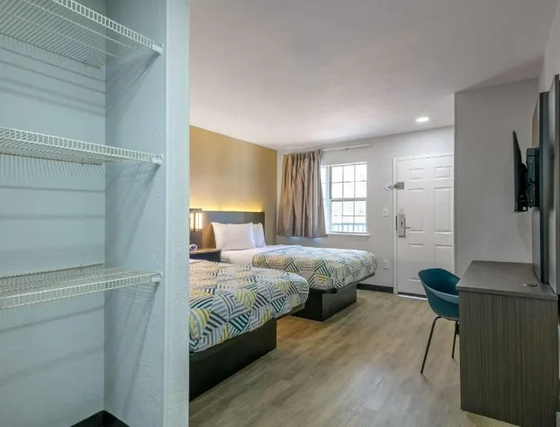 Motel 6 Columbus, GA – Columbus Airport hotel detail image 4