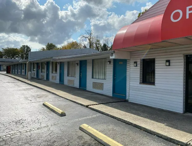 Red Carpet Inn Greensboro hotel detail image 1