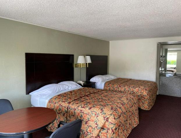 Red Carpet Inn Greensboro hotel detail image 1