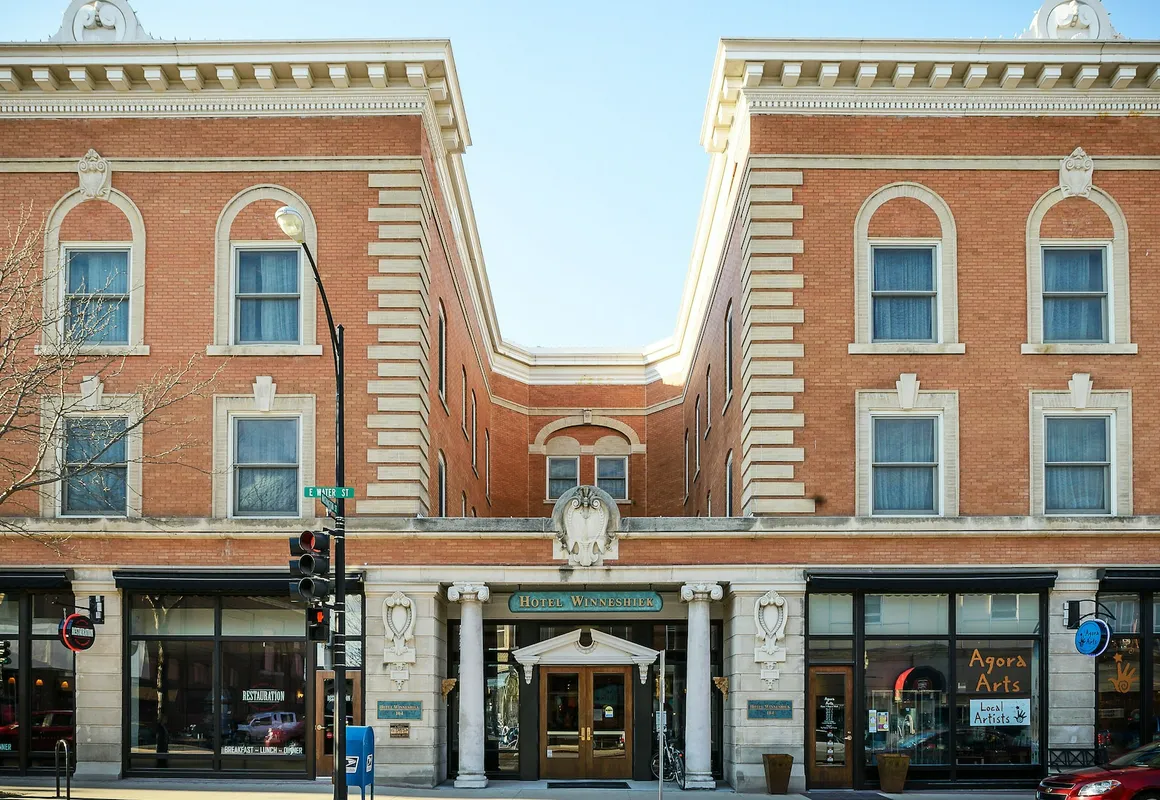 Hotel Winneshiek hotel hero