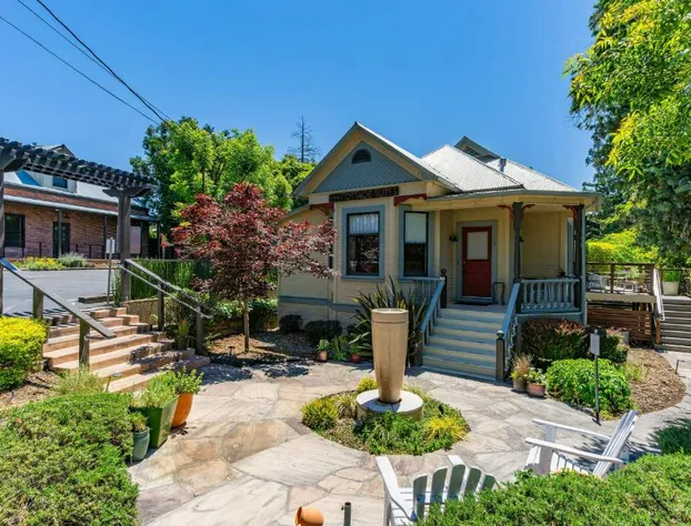 Hanford House hotel detail image 1