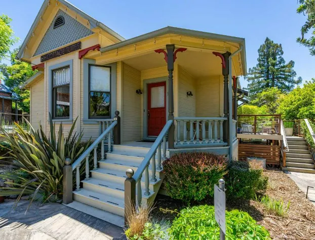 Hanford House hotel detail image 2