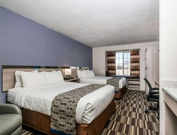 Microtel Inn & Suites by Wyndham Rochester North Mayo Clinic hotel detail image 4