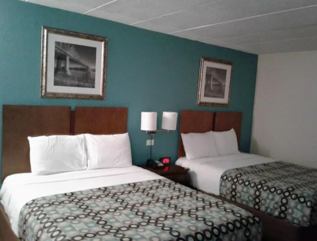 Red Carpet Inn Rochester hotel detail image 4