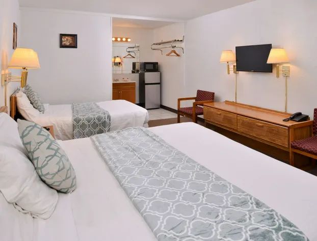 Red Carpet Inn Battleboro hotel detail image 4