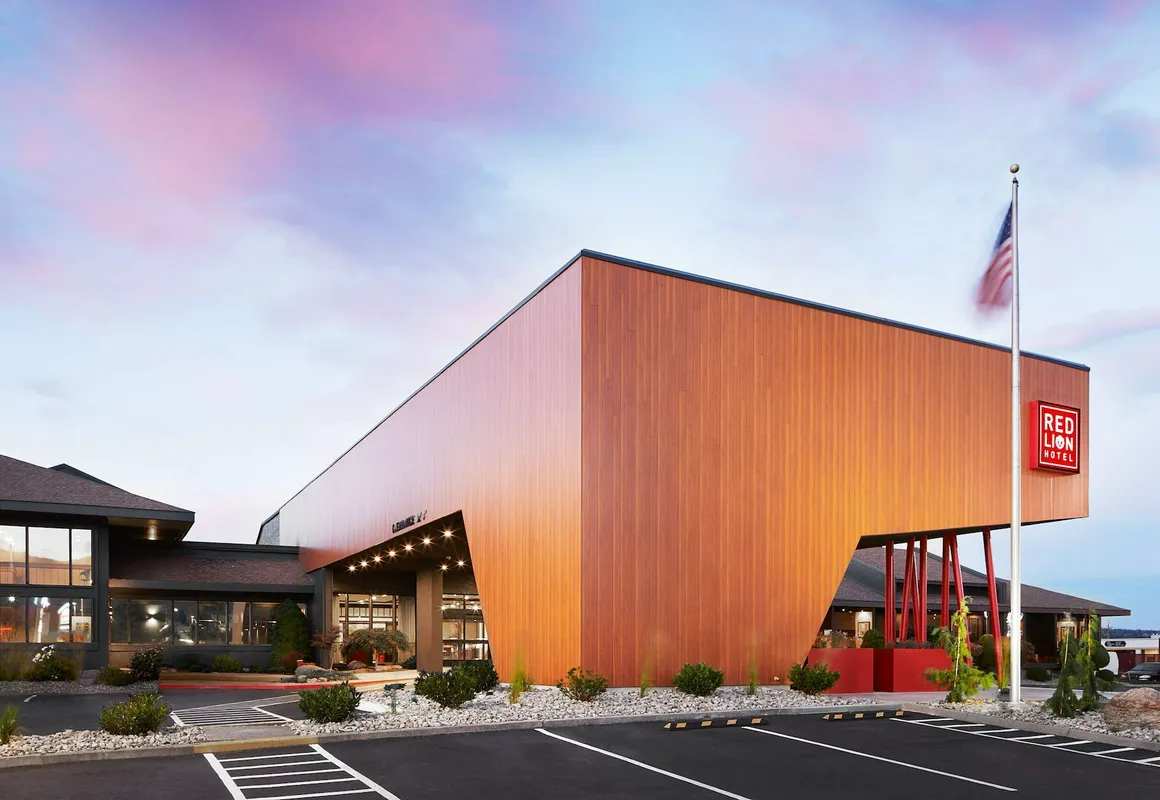 Red Lion Hotel Wenatchee City Center hotel hero