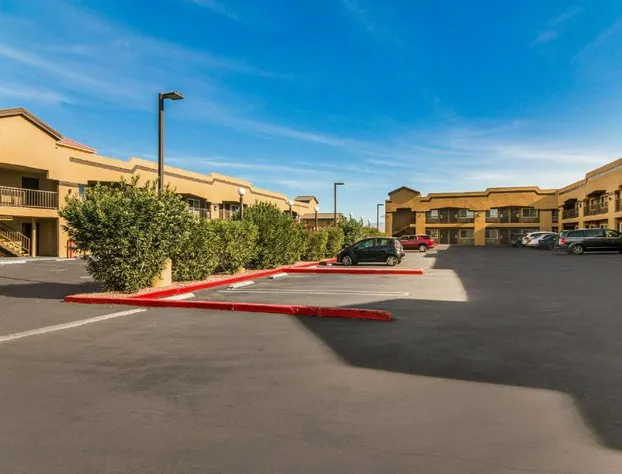 Econo Lodge Hesperia - Victorville I-15 hotel detail image 1