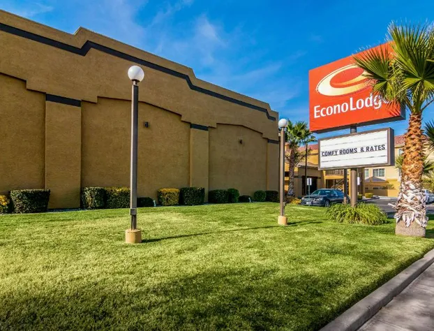 Econo Lodge Hesperia - Victorville I-15 hotel detail image 3