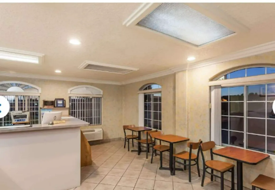 Travelodge by Wyndham Victorville hotel hero