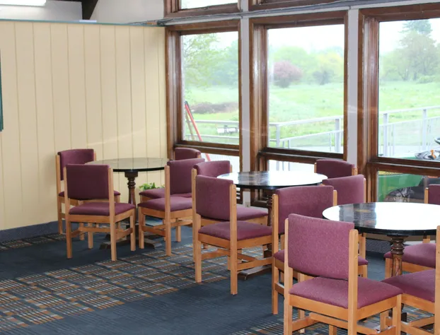 Red Carpet Inn North East hotel detail image 3