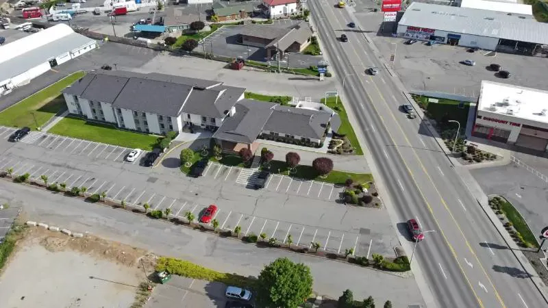 La Quinta Inn & Suites by Wyndham Wenatchee hotel hero