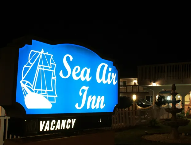 Sea Air Inn & Suites - Downtown - Restaurant Row hotel detail image 1