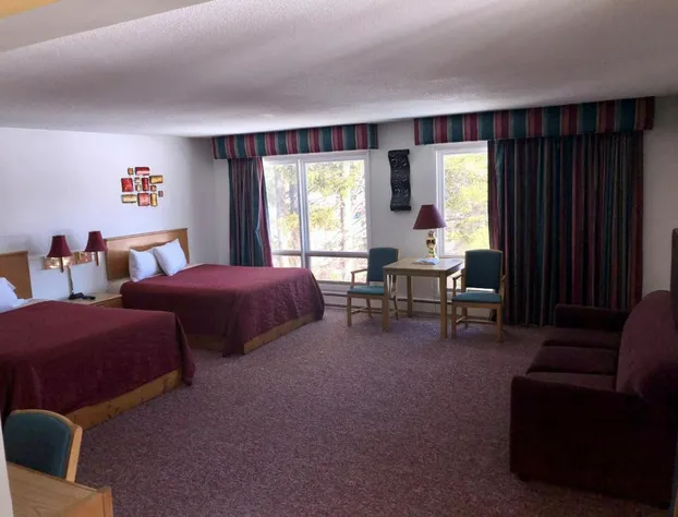 Budget Host Cloverland Motel hotel detail image 3