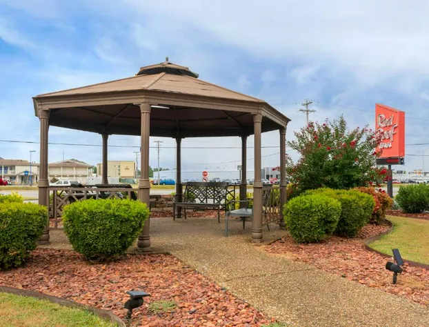 Red Roof Inn Bowling Green hotel detail image 2