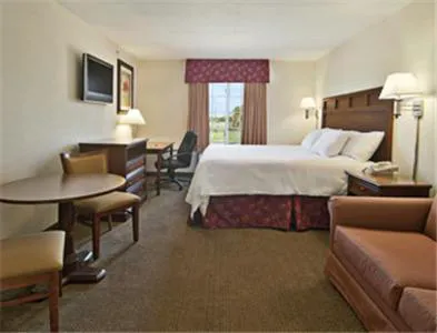 Super 8 by Wyndham Bowling Green North hotel detail image 3