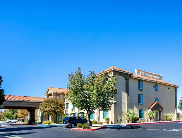 Comfort Inn & Suites Lancaster Antelope Valley hotel detail image 1