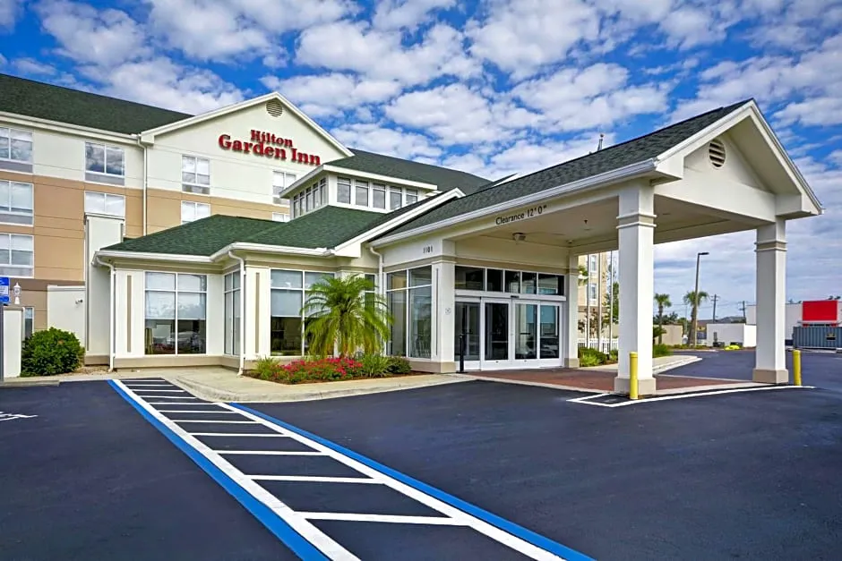 Hilton Garden Inn Panama City hotel hero