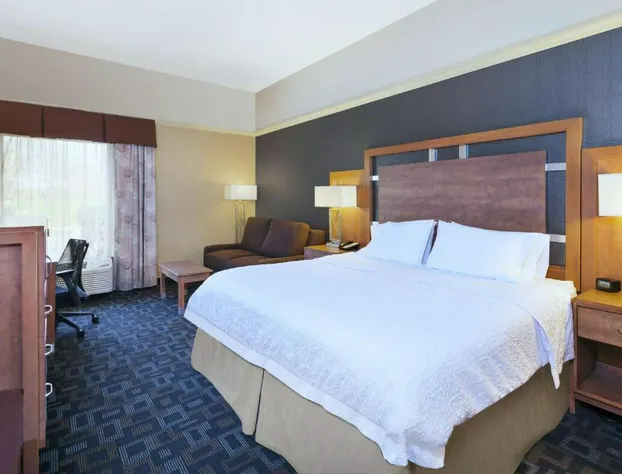 Hampton Inn Clinton hotel detail image 4