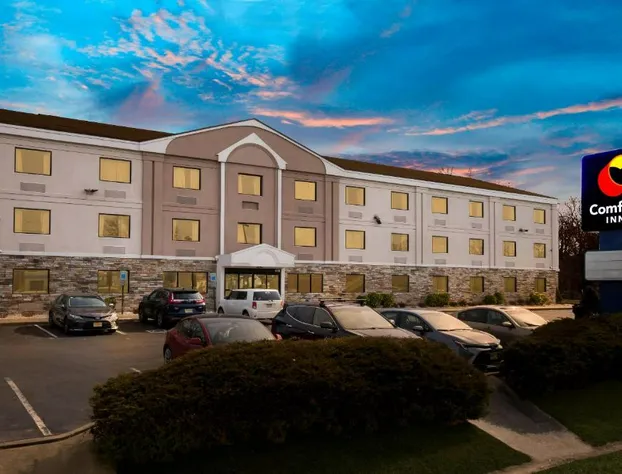 Comfort Inn Bordentown near NJ Turnpike hotel detail image 2
