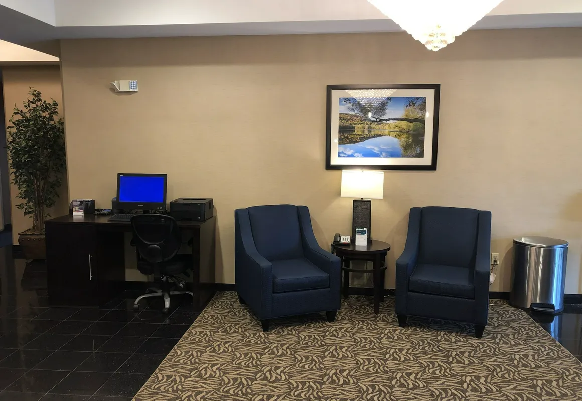 Tapa Hotel, Inn & Suites hotel hero