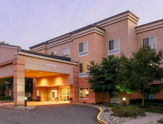 Fairfield Inn & Suites Mahwah hotel detail image 1