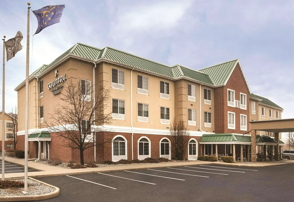 Country Inn & Suites by Radisson, Merrillville, IN hotel hero