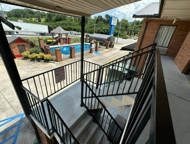 Royal Inn hotel detail image 4