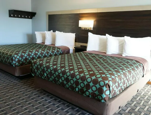 Budget Host Inn Fridley hotel detail image 4