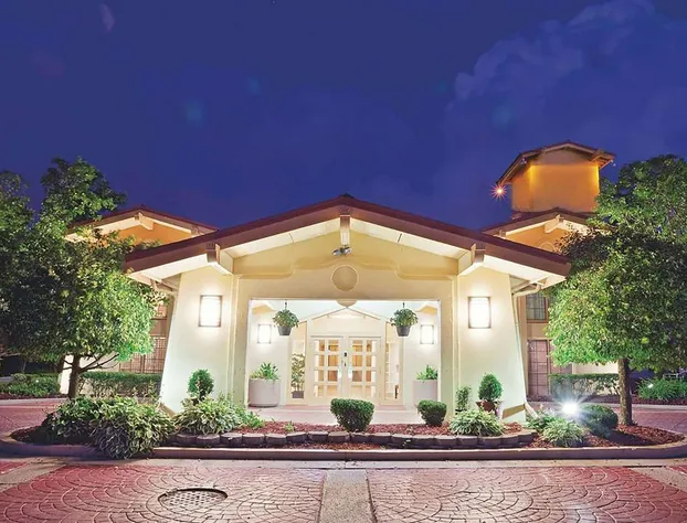 Norwood Inn & Suites Merrillville hotel detail image 1