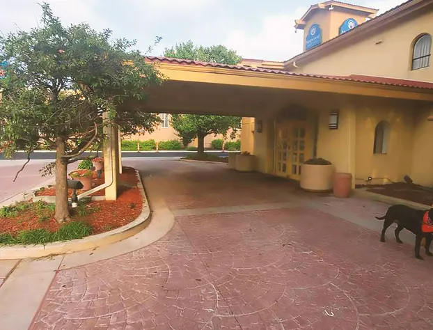 Norwood Inn & Suites Merrillville hotel detail image 2