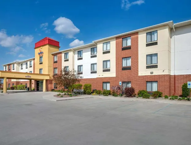 Comfort Suites Merrillville near US 30 hotel detail image 3