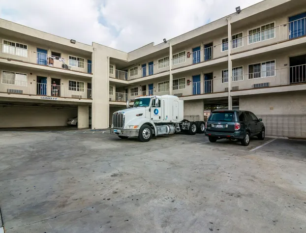 Motel 6 Bell Gardens, CA - Los Angeles hotel detail image 2