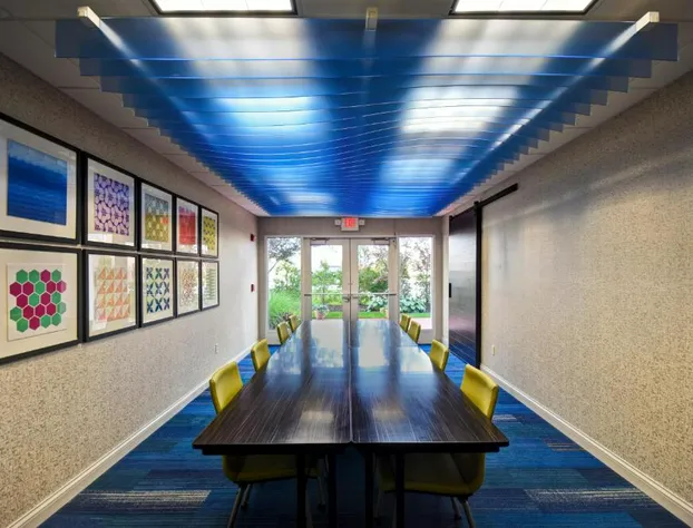Holiday Inn Express & Suites Schererville by IHG hotel detail image 4