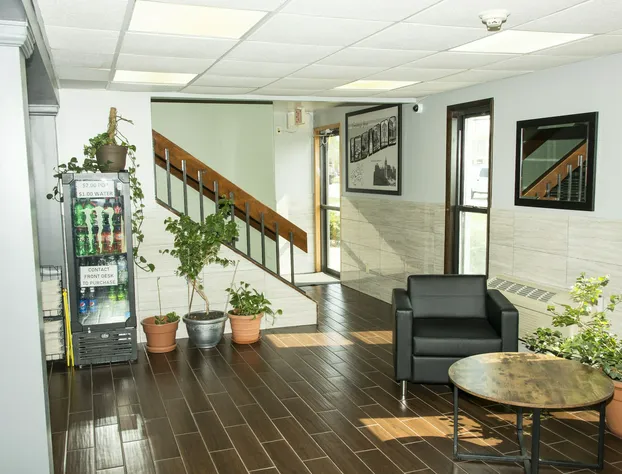 Super 8 by Wyndham Michigan City hotel detail image 4