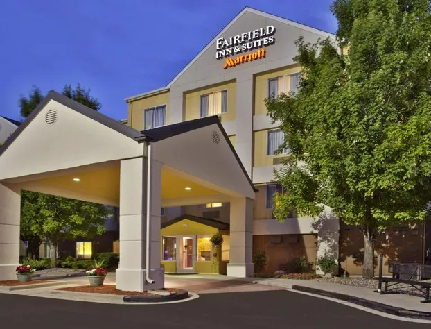 Fairfield Inn & Suites by Marriott Chicago Southeast/Hammond hotel detail image 1