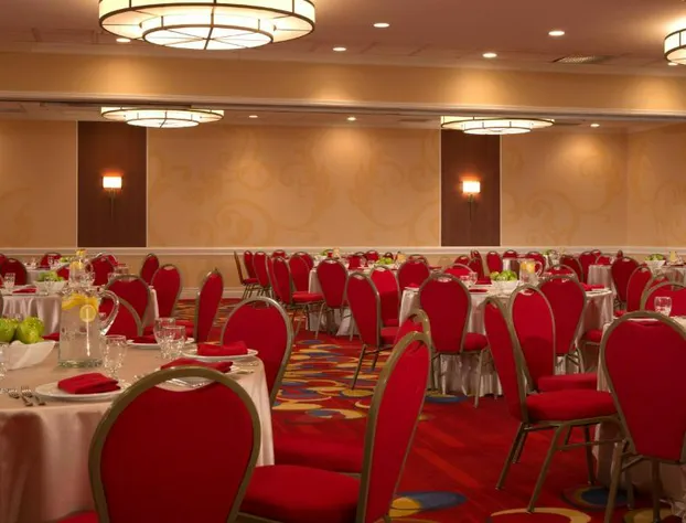 Wyndham Cleveland Airport hotel detail image 2