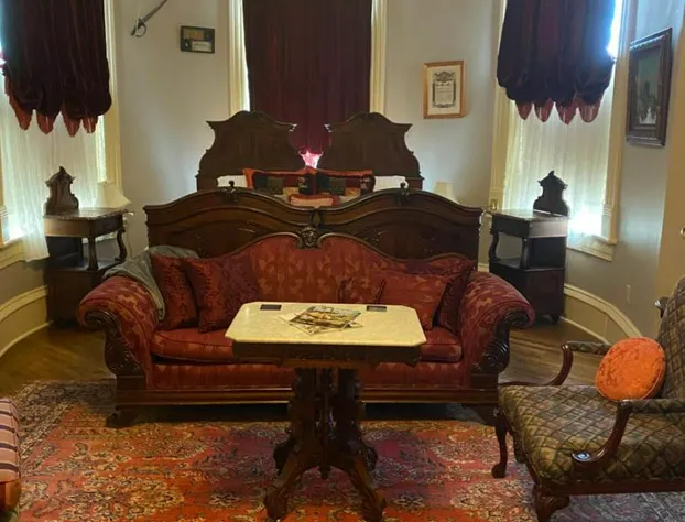 The Empress of Little Rock hotel detail image 3