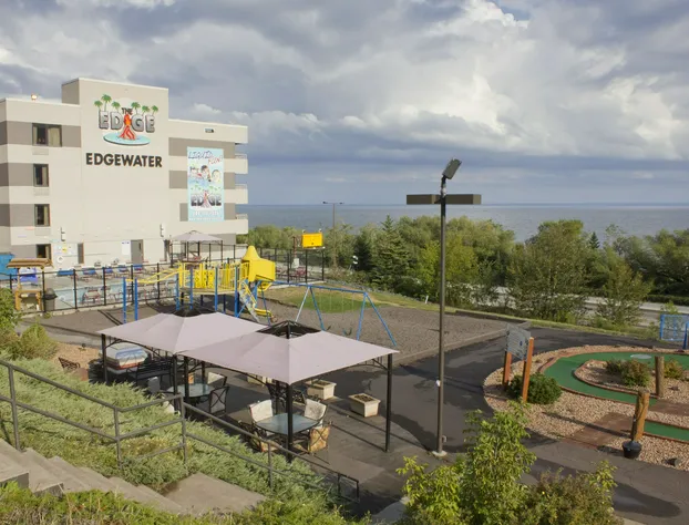 Edgewater Hotel & Waterpark hotel detail image 1