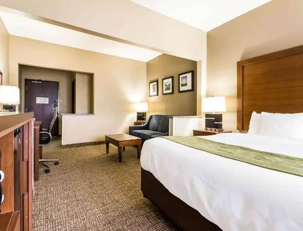 Comfort Suites Sioux Falls Mall District hotel detail image 4