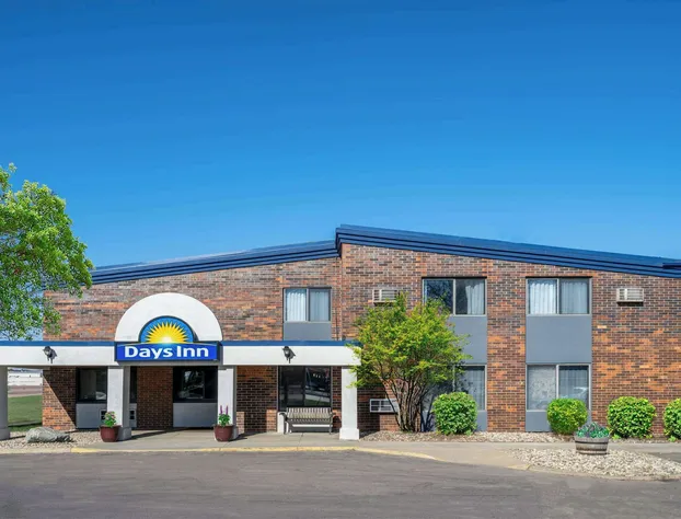 Days Inn by Wyndham Sioux Falls Airport hotel detail image 1