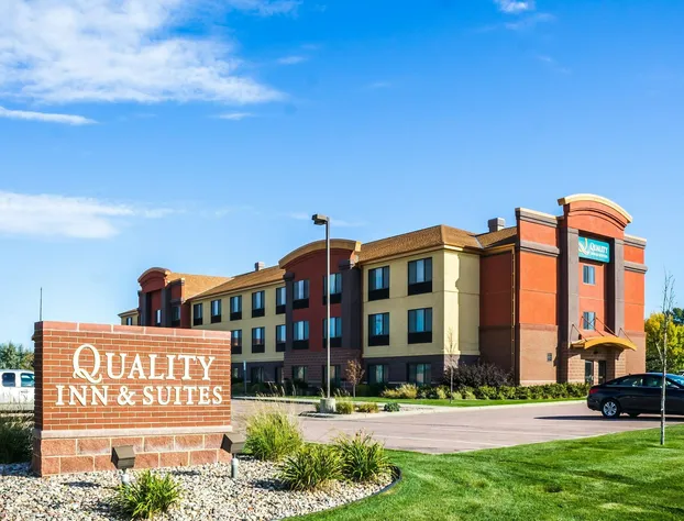 Clarion Pointe Sioux Falls Airport hotel detail image 1