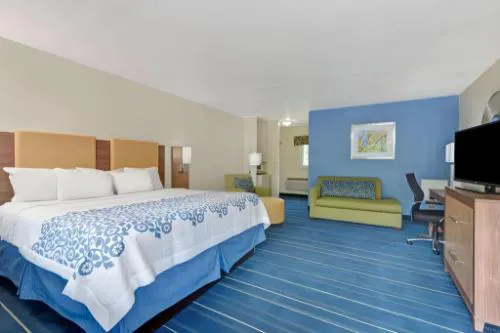 Days Inn by Wyndham Ridgefield hotel detail image 1