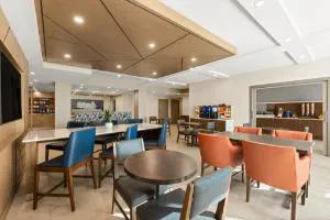 Holiday Inn Express Hotel & Suites Danbury - I-84 by IHG hotel detail image 2