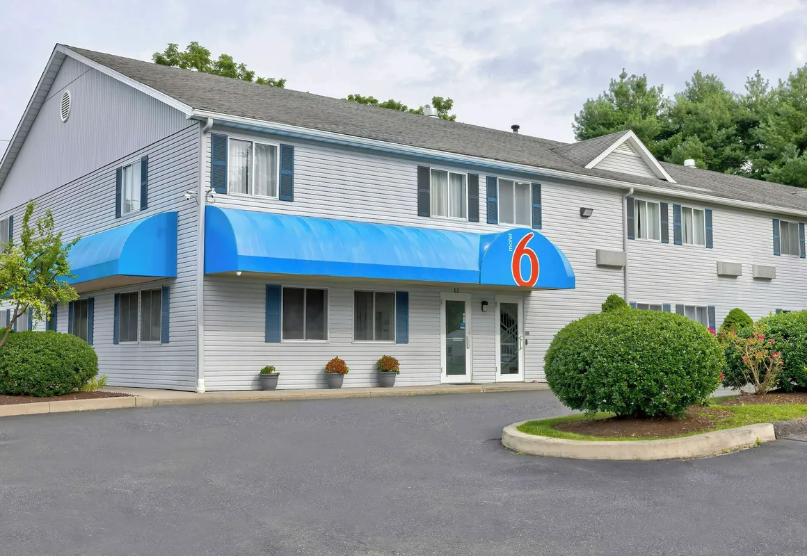 Motel 6 Bethel, CT - Danbury hotel hero
