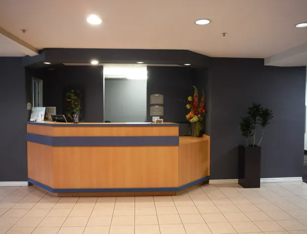 Microtel Inn & Suites by Wyndham Morgan Hill/San Jose Area hotel detail image 1