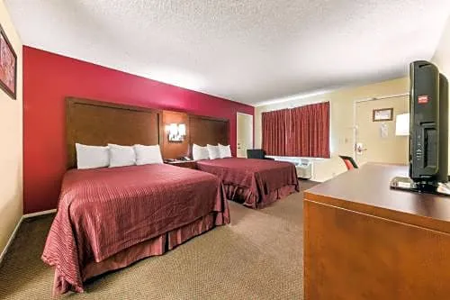 Econo Lodge hotel detail image 4