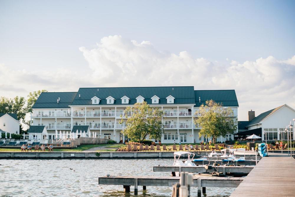 The Lake House on Canandaigua hotel hero