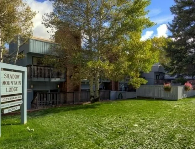 Shadow Mountain Lodge hotel detail image 3